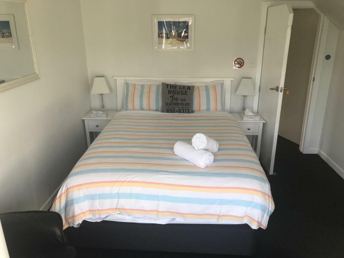 Sandy Feet Accommodation Christchurch Exterior photo